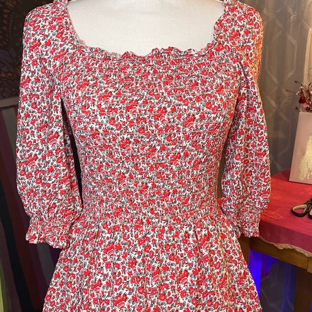 Max Studio Red and White Floral Peasant Blouse